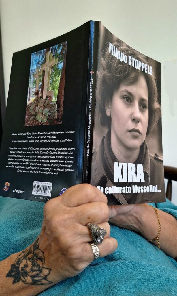Roman version italienne kira ho catturato mussolini. 
